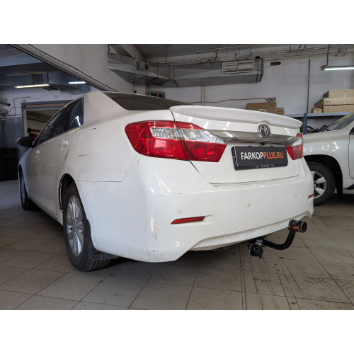 Фаркоп Лидер Плюс на TOYOTA Camry 2011–2014 Арт. T106-A