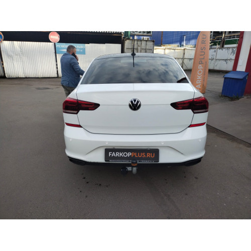 Фаркоп Motodor на Volkswagen Polo 2010- Арт. S101A (оцинкованный шар)