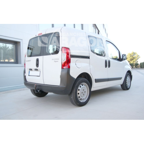 Фаркоп ARAGON на PEUGEOT Partner 1996–2008  Арт. E1212AA 