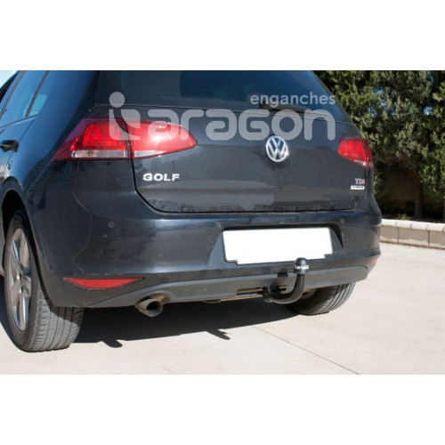 Фаркоп ARAGON на VOLKSWAGEN Golf 2012–  Арт. E6700DV 