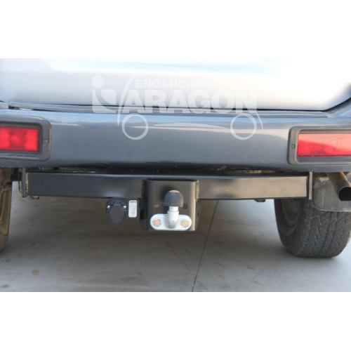 Фаркоп ARAGON на MITSUBISHI Pajero Sport 1998–2008  Арт. E4203AC 